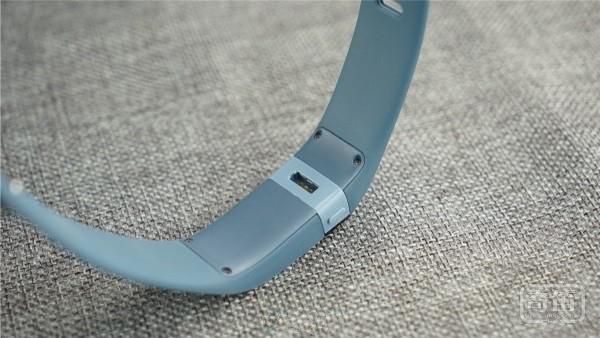 高大上Fitbit Charge智能运动手环-深入评测