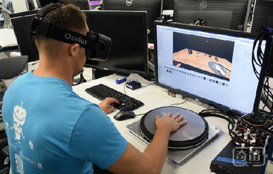 VR不止能看还能摸：Oculus正在研究如何让你触摸虚拟现实